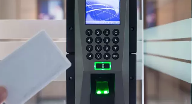 Sistema de Controlo de Acessos